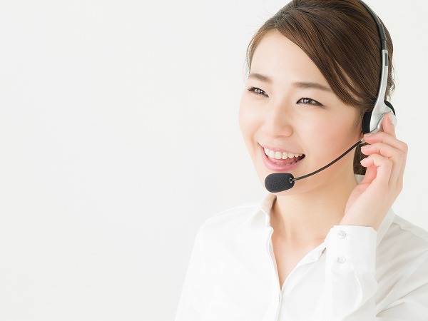 電話女性マイク